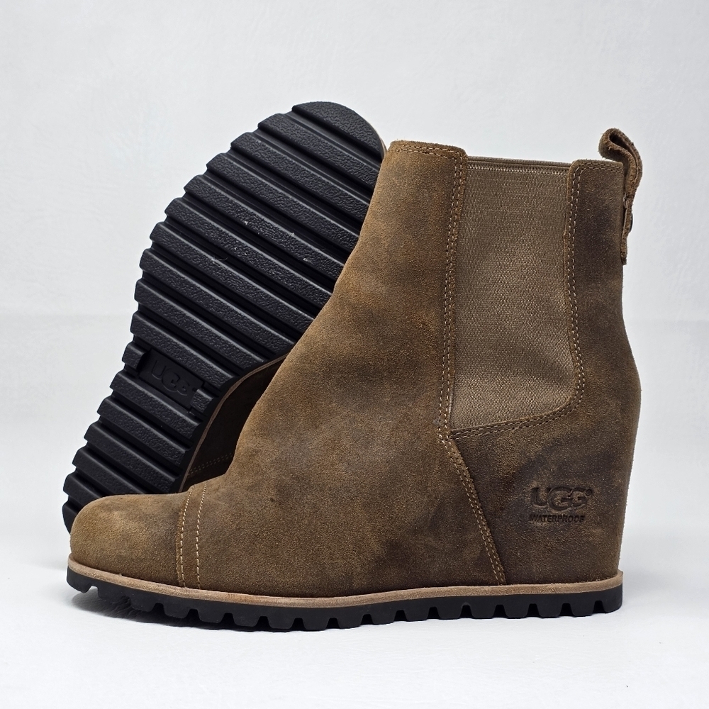 UGG Pax Hidden Wedge Boots Women's Size 7.5 Suede Brown Waterproof 1095136